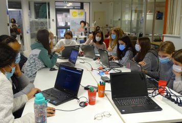 Numérique pour Elles. 60 collégiennes invitées à découvrir les métiers du numérique