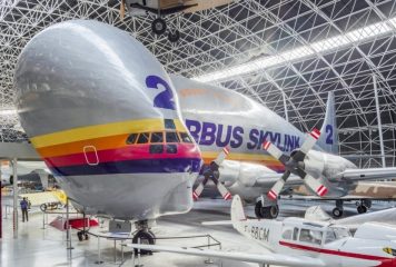 Liebherr-Aerospace recrute au musée