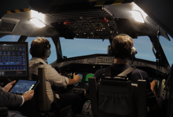 Hinfact lève 4 millions d&rsquo;euros pour optimiser la formation des pilotes et explorer de nouveaux secteurs