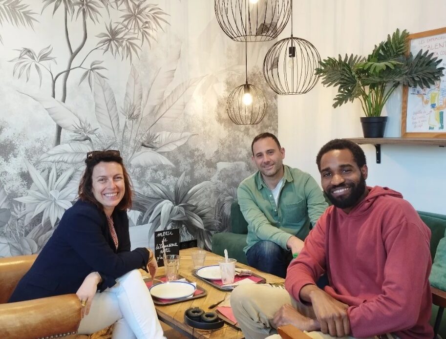 Eat & Work, le robot qui veut réveiller les communautés assoupies