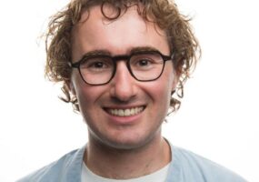 COMMUNIQUÉ DE PRESSE. HostMe : La confiance numérique au cœur de notre engagement.